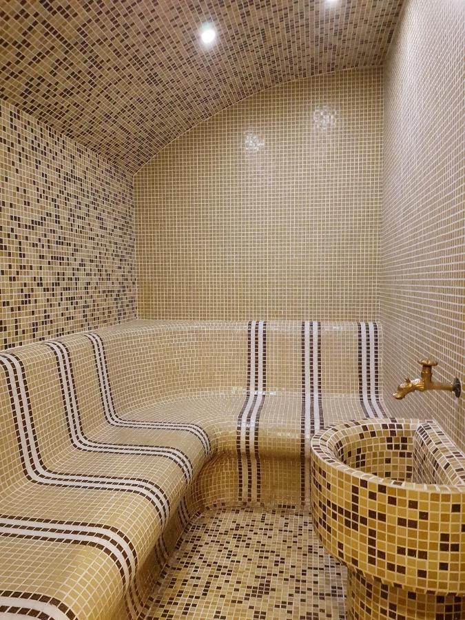 Family Hotel Chiflik Hills Zewnętrze zdjęcie
