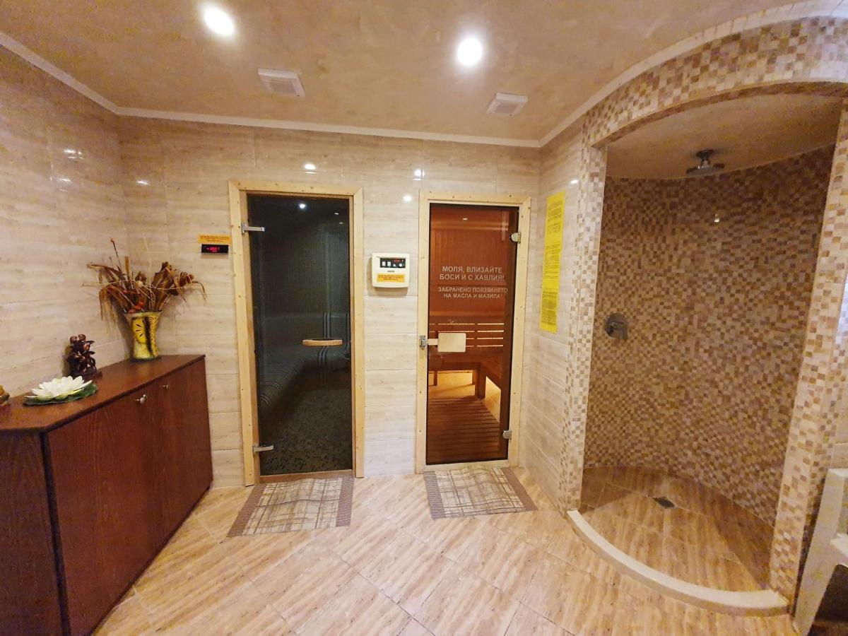 Family Hotel Chiflik Hills Zewnętrze zdjęcie