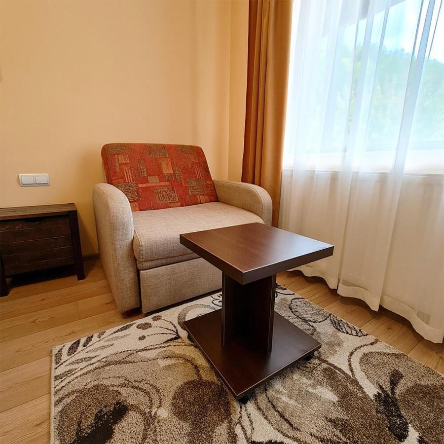 Family Hotel Chiflik Hills Zewnętrze zdjęcie