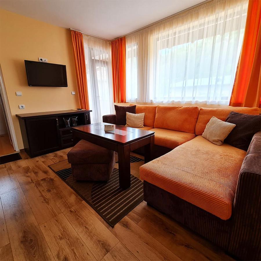 Family Hotel Chiflik Hills Zewnętrze zdjęcie